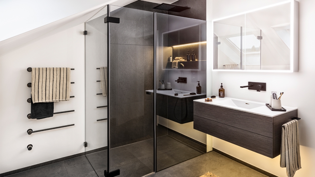 Petite salle de bains, grand effet 