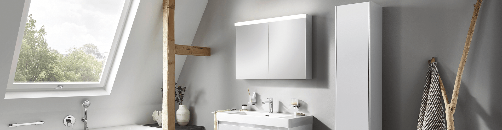 Badezimmerbeleuchtung Lichtspiegel
